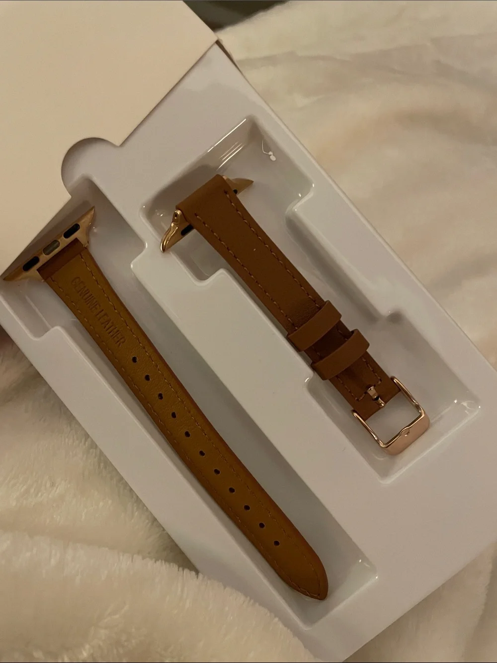 Leather Strap Smartwatch with Gold Case - Brown